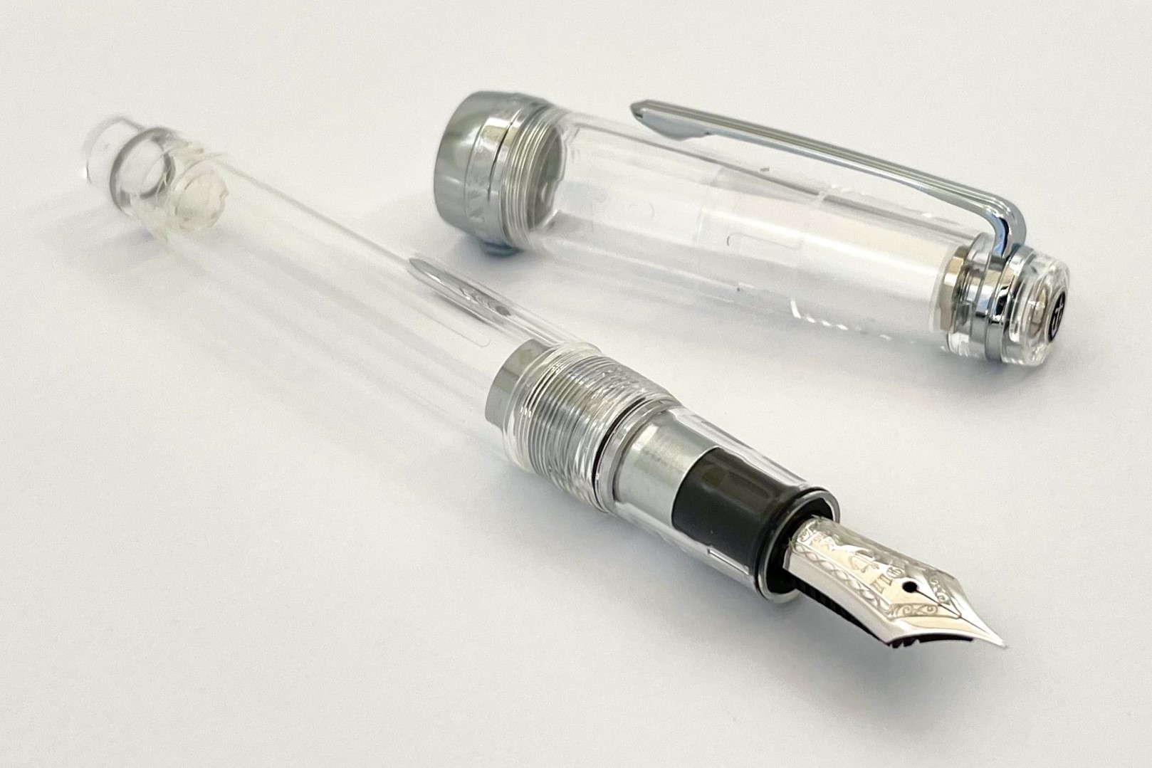 SailorProGearSlimClearDemoRhodiumTrimFountainPen_E